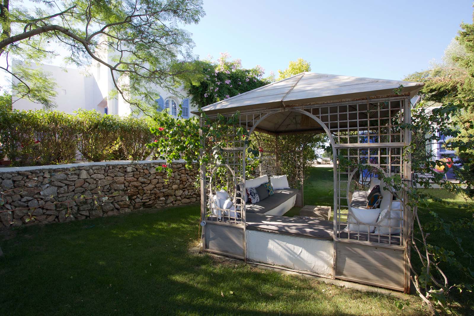 Dining table at Le Chardon - large luxury chalet